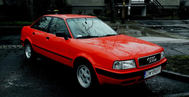 Red Five Audi 80 2
