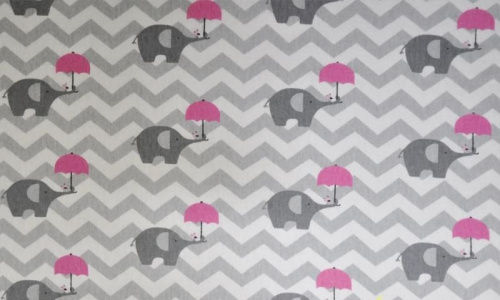 słonie z różową parasolką