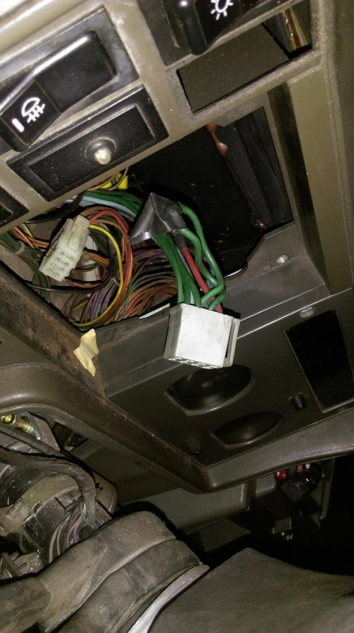 Iveco daily 3510 - Problem z instalacją elektryczną kierunkowzkazy itd